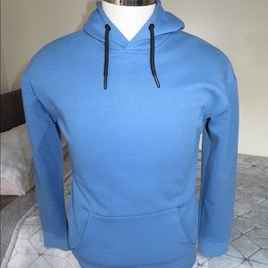 BLUE FITTED PULL OVER SWEATER!
